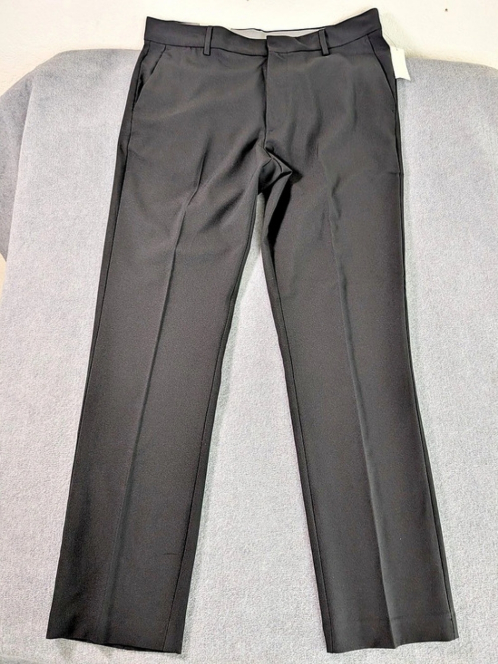 Van Heusen Flex Slim Fit Flat Front Stretch Dress Pants Black 34x32 NWT